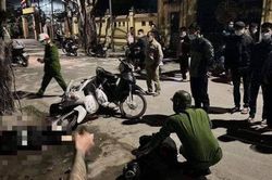 Cô gái bị thanh niên chặn đường, đâm tử vong
