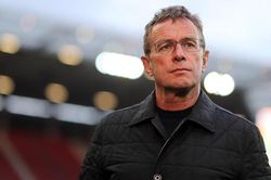 HLV Rangnick muốn Ngoại hạng Anh có 5 quyền thay người