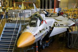 Hé lộ nguyên nhân dẫn tới mức giá siêu đắt của tiêm kích tàng hình Su-57