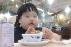 Nhiều đứa trẻ ở Trung Quốc thành công cụ kiếm tiền của cha mẹ