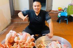 Gà ủ muối giá tiền triệu khiến dân mạng tò mò muốn ăn thử