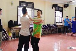 Những bước nhảy 'xóa tan' mọi khoảng cách