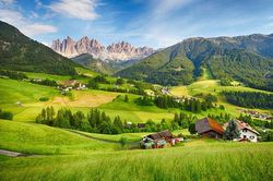 Ngỡ ngàng vẻ đẹp của dãy núi Alps