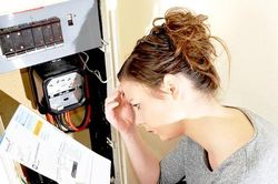 Bài toán giải tỏa cơn khát nhiên liệu