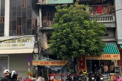 Cháy nhà lúc rạng sáng khiến 3 người tử vong