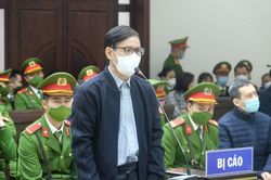 Nguyên Giám đốc Sở KH&ĐT Hà Nội khai ông Chung gọi điện chỉ đạo dừng mở thầu