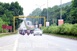 Lực lượng vũ trang tỉnh vì nhân dân phục vụ