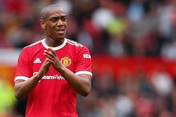 5 điểm đến lý tưởng cho Martial sau khi rời MU