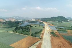 Báo Giao thông phát động cuộc thi viết 'Ký ức về những con đường'