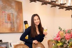 Người cũ của Bằng Kiều có tình mới, sống kín tiếng ở Mỹ