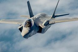 Báo Mỹ nhận định nhiệm vụ chính của F-35 là tiêu diệt S-400 ở Crimea