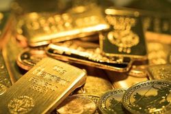 Giá vàng thế giới 30/12: Giảm xuống dưới mức 1.800 USD