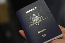 Bị cấm rời khỏi Israel cho đến năm 9999