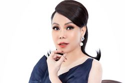 Bị anti-fan vu khống làm việc này suốt 20 năm, nghệ sĩ Việt Hương bức xúc, đòi ra Công an làm rõ sự việc