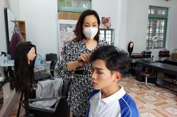80 học viên tham gia lớp trung cấp tạo mẫu và chăm sóc sắc đẹp