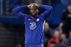 Lukaku tiết lộ từng từ chối lời đề nghị béo bở từ Man City trước khi quay lại Chelsea