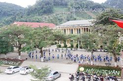 Xây dựng trường đạt chuẩn Quốc gia