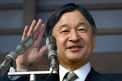 Nhật hoàng Naruhito kêu gọi người dân 'sẻ chia khó khăn và giúp đỡ lẫn nhau'