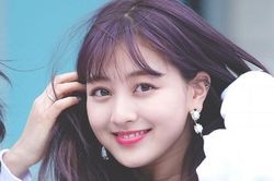 5 màu tóc nhuộm của TWICE vừa nổi bật vừa thanh lịch mà chị em có thể học hỏi