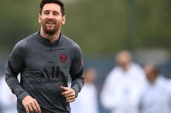 Lionel Messi mắc Covid-19