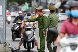 Từ 1/1/2021, nhiều hành vi vi phạm giao thông bị tăng mức phạt cao