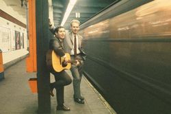 Ca khúc 'The Sounds Of Silence' của Simon & Garfunkel: 'Xin chào bóng tối, người bạn cũ của tôi'