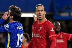 Van Dijk dọa Man City, có thể hụt Premier League như… Liverpool