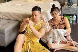 Cao Thái Sơn cầu cứu dân mạng giúp mẹ mình vì quá bất lực, chuyện gì đây?