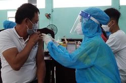 Khánh Hòa: Tiêm vaccine COVID-19 an toàn trong dịp nghỉ Tết