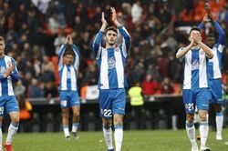 Soi kèo nhà cái Ponferradina vs Espanyol. Nhận định, dự đoán bóng đá Tây Ban Nha (3h00, 5/1)