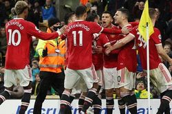 Ngoại hạng Anh: Máy tính dự đoán Man City vô địch, MU vào top 4