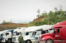 Xe vẫn tắc ở cửa khẩu, Lạng Sơn lại khuyến cáo các tỉnh phía Nam
