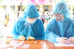 Hà Nội hiện có bao nhiêu F0 điều trị tại nhà?