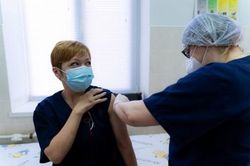 Thế giới Thế giới Dự đoán về tiến trình các nước đạt được tỷ lệ tiêm chủng do WHO đề ra