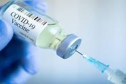 Bắt giáo viên tự ý tiêm vaccine cho học sinh