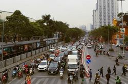 Bắc Bộ nhiều mây, Nam Bộ nắng ráo