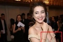Diễn viên Nhã Phương hiếm hoi mặc hở bạo, có lần lộ nội y