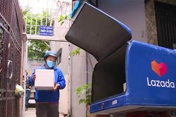Tài xế bỏ phố về quê, dân buôn kêu trời vì thiếu shipper