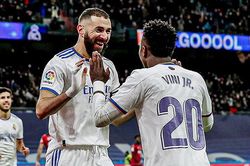 Real Madrid 4-1 Valencia: Benzema và Vinicius cùng lập cú đúp