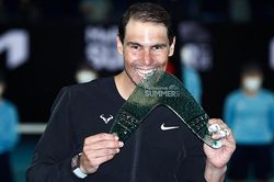 Rafael Nadal vô địch ở Melbourne, sẵn sàng chinh phục Úc mở rộng 2022