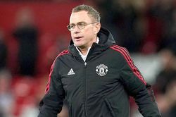 Rangnick, đáng trách hay đáng đồng cảm ở MU?