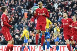 Liverpool 4-1 Shrewsbury: Fabinho lập cú đúp giúp Liverpool ngược dòng