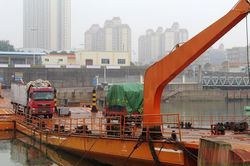 Quảng Ninh khôi phục thông quan hàng hóa tại các cửa khẩu, lối mở