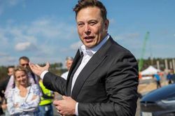 Lần đầu Tesla mua niken tại Mỹ