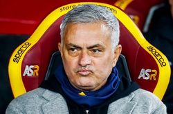 Mourinho dưới kính hiển vi