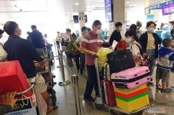 Cách nào đi phương tiện công cộng dịp Tết tránh nhiễm Covid-19?