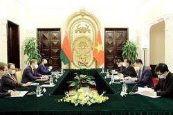 Belarus ủng hộ Việt Nam ứng cử vào Hội đồng Nhân quyềnTin khácTiêm nhắc lại mũi 3 vắc xin COVID-19: Đảm bảo an toàn, nhanh chóng, hiệu quảĐẩy mạnh các giải pháp hỗ trợ tiêu thụ nông sản ùn ứ tại khu vực cửa khẩu
