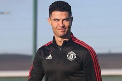 Trụ cột Man United trở lại trước màn tái đấu Aston Villa