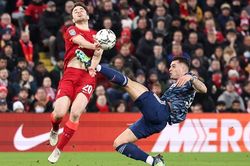 Liverpool 0-0 Arsenal: Xhaka nhận thẻ đỏ, Arsenal hòa vất vả với Liverpool