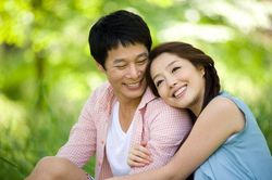 Vợ ''cho chồng'' 5 thứ này, chồng dù hờ hững cỡ nào cũng phải si mê hết đời, lại còn nghe lời răm rắp